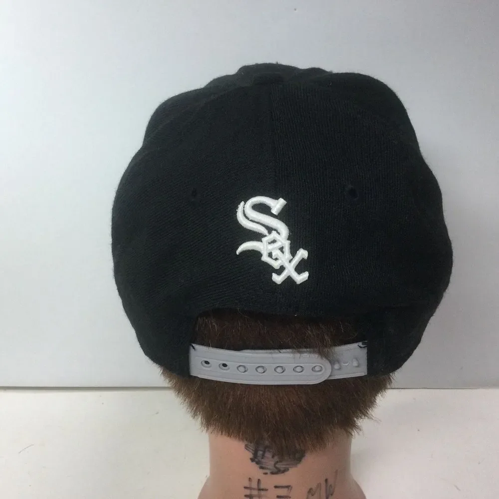 Vintage Chicago White Sox MLB hat Black SpellOut Baseball SnapBack Cap‎